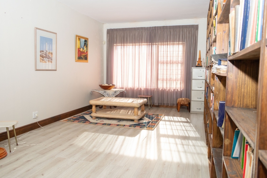 7 Bedroom Property for Sale in Ferreira Town Eastern Cape